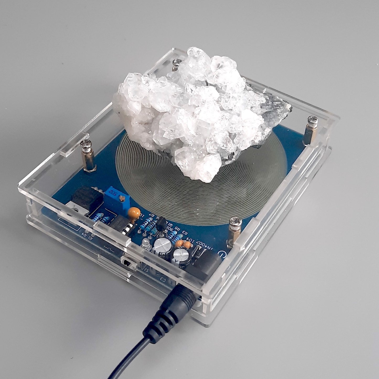 Healflux Scalar Frequency Generator for Water & Crystals